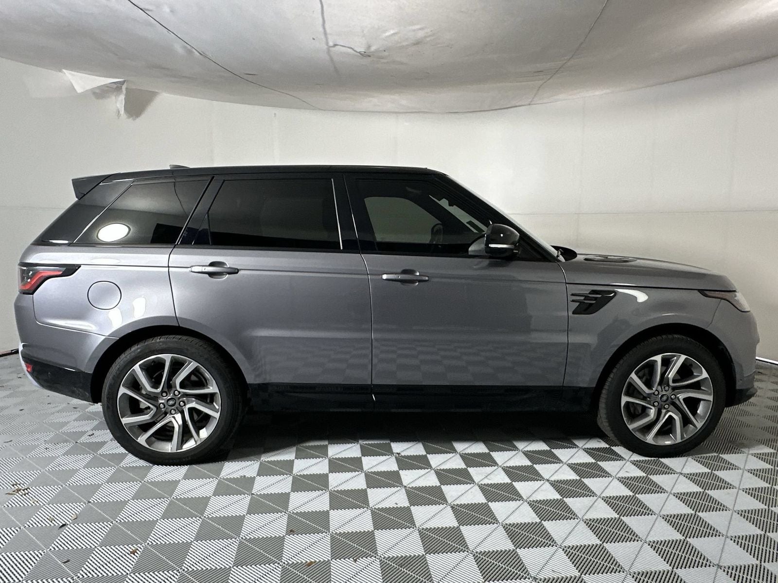 2022 Land Rover Range Rover Sport HSE Silver Edition