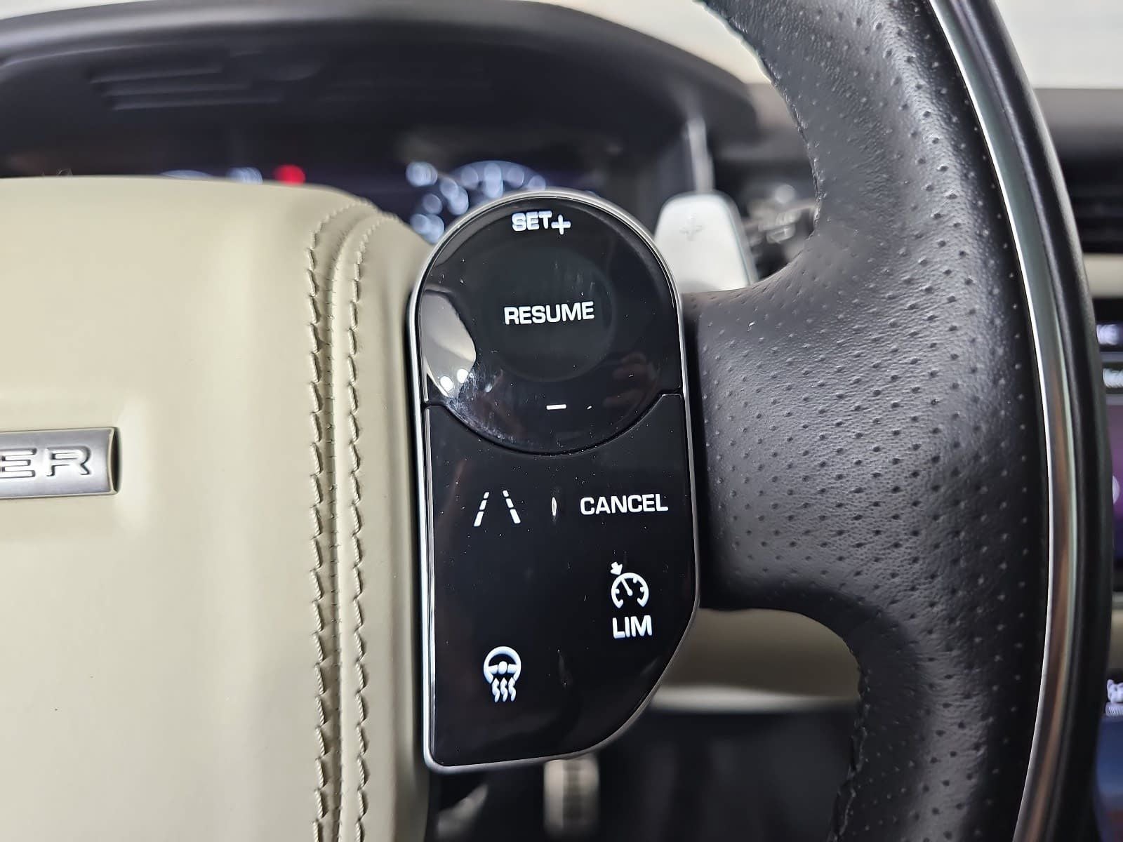 2018 Land Rover Range Rover Sport HSE Dynamic