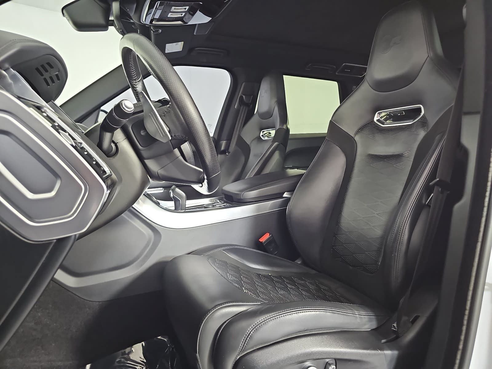 2018 Land Rover Range Rover Sport SVR