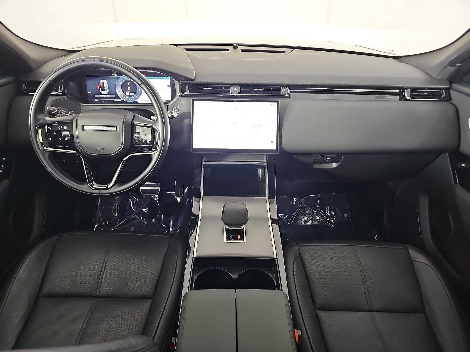 2025 Land Rover Range Rover Velar Dynamic SE