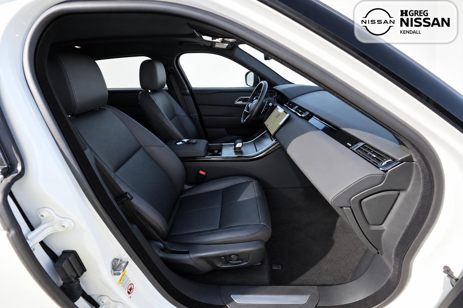 2025 Land Rover Range Rover Velar Dynamic SE