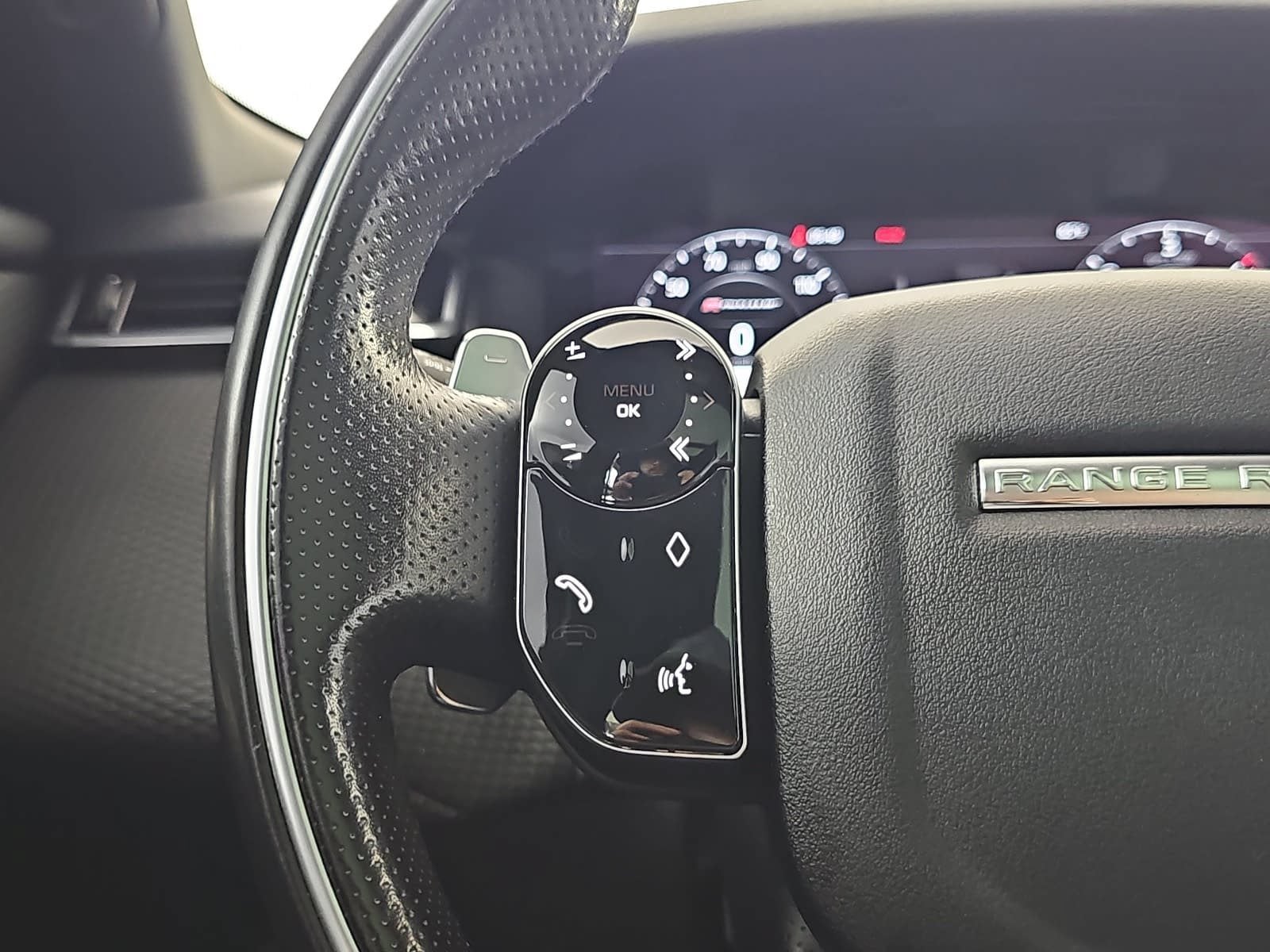 2018 Land Rover Range Rover Velar SE R-Dynamic
