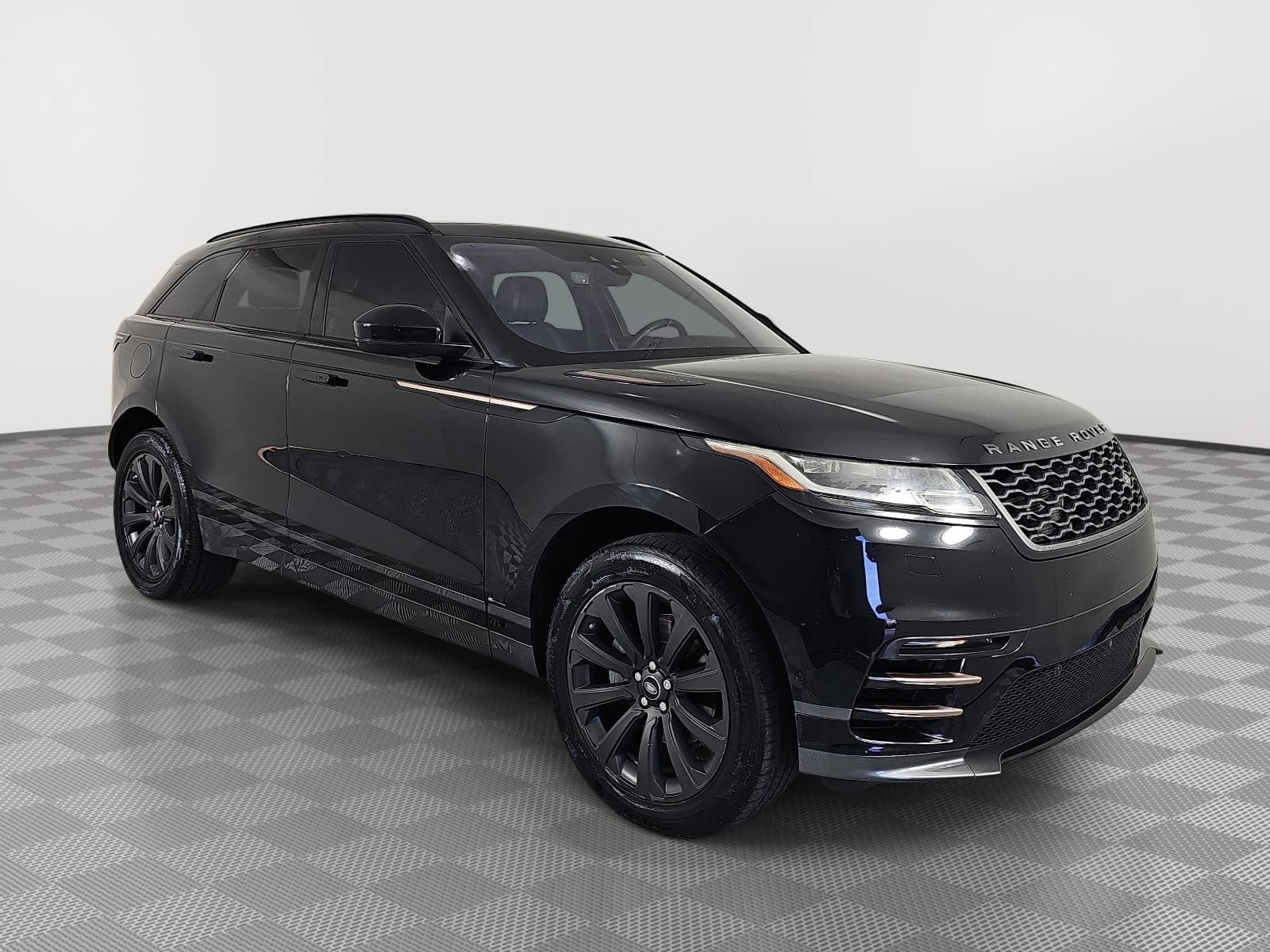2018 Land Rover Range Rover Velar SE R-Dynamic