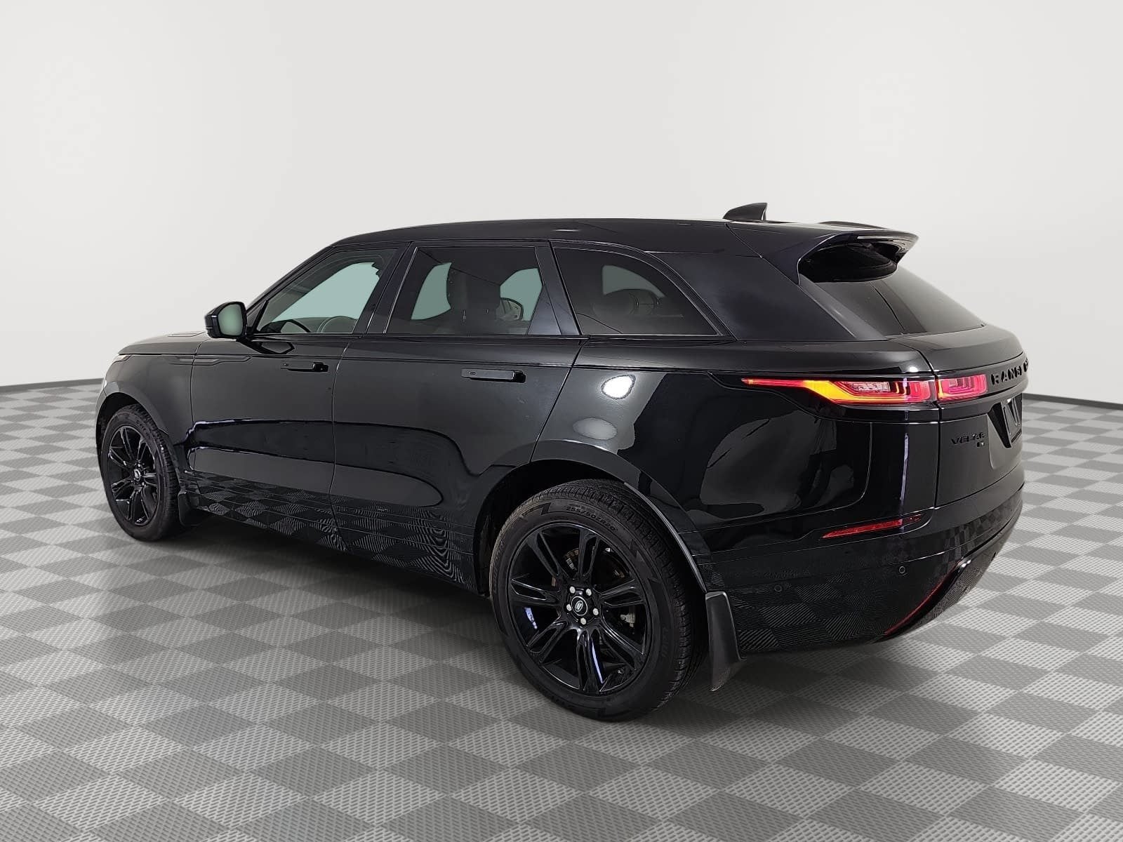 2021 Land Rover Range Rover Velar P250 R-Dynamic S