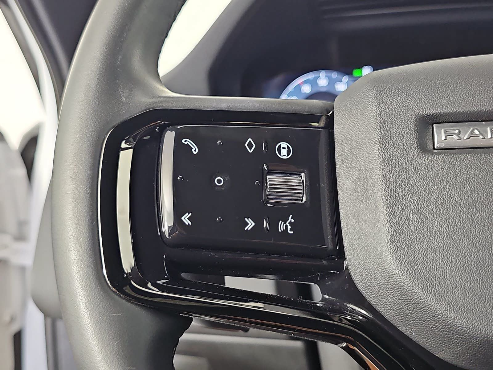 2024 Land Rover Range Rover Evoque S