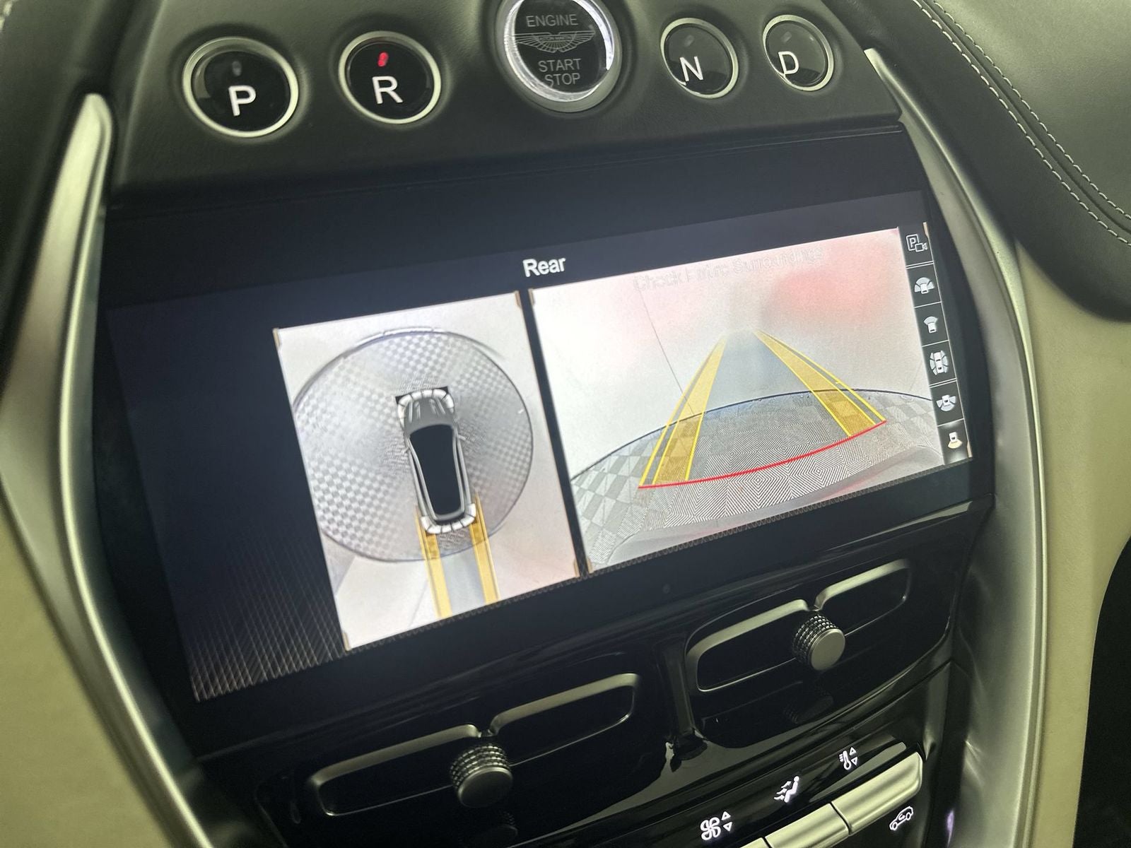 2021 Aston Martin DBX Base