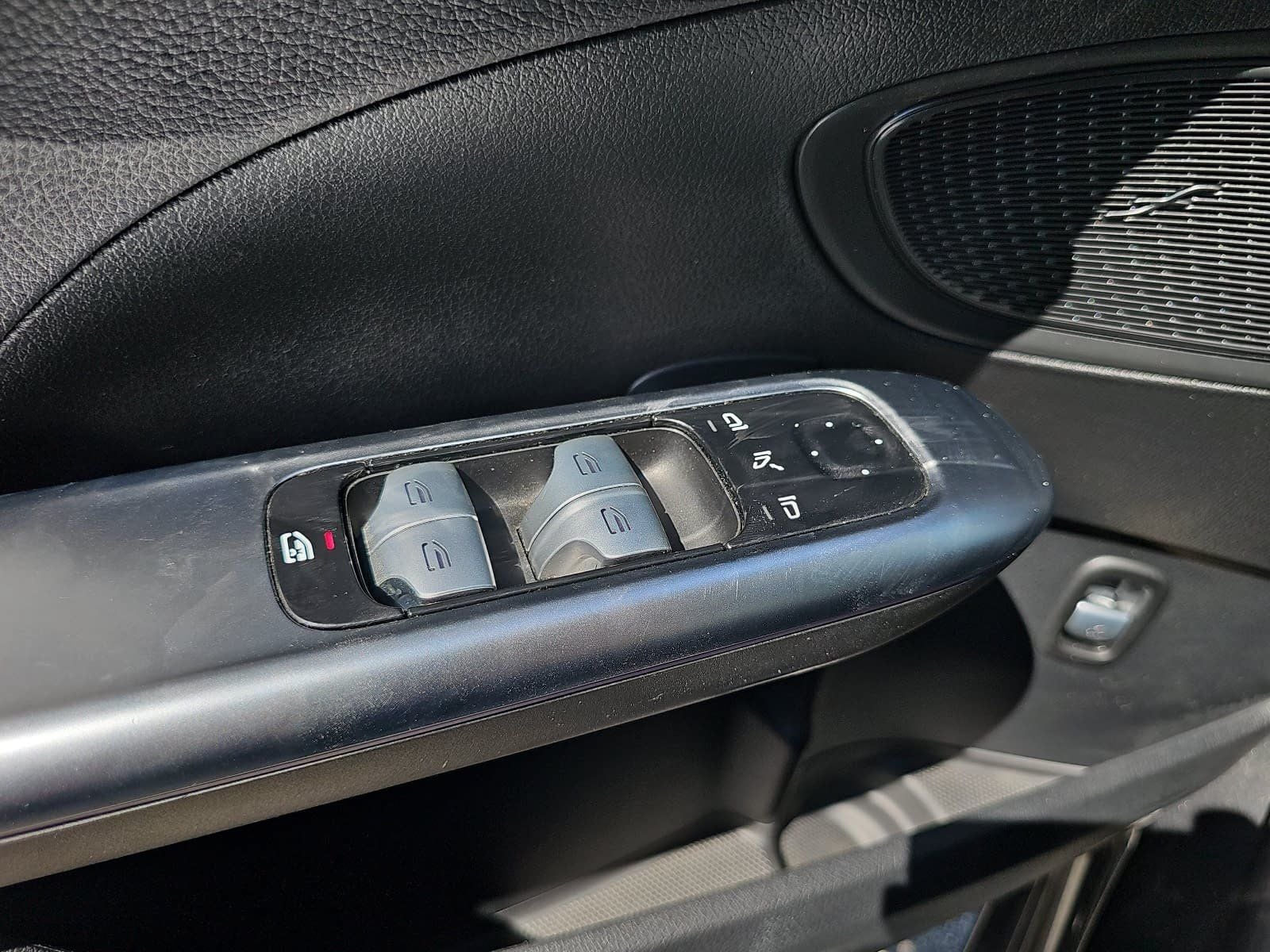 2022 Mercedes-Benz C-Class C 300