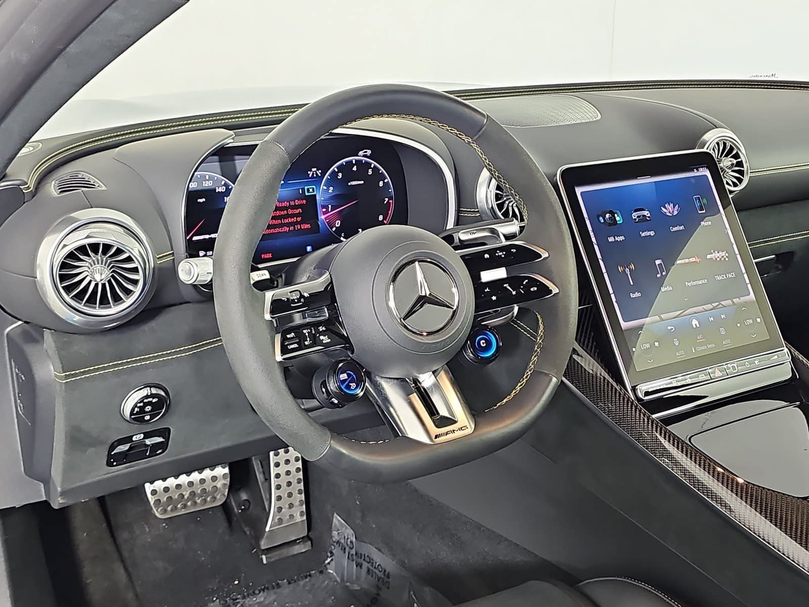 2025 Mercedes-Benz SL-Class SL 63 AMG® 4MATIC®