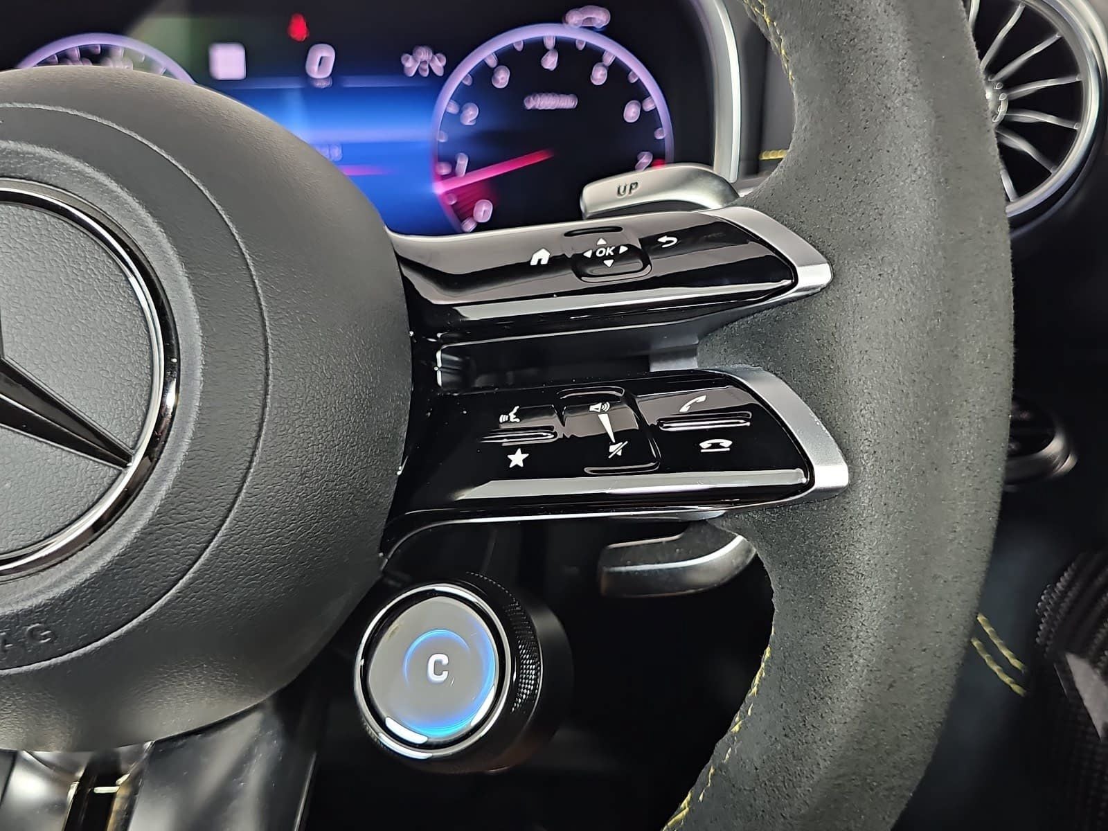 2025 Mercedes-Benz SL-Class SL 63 AMG® 4MATIC®