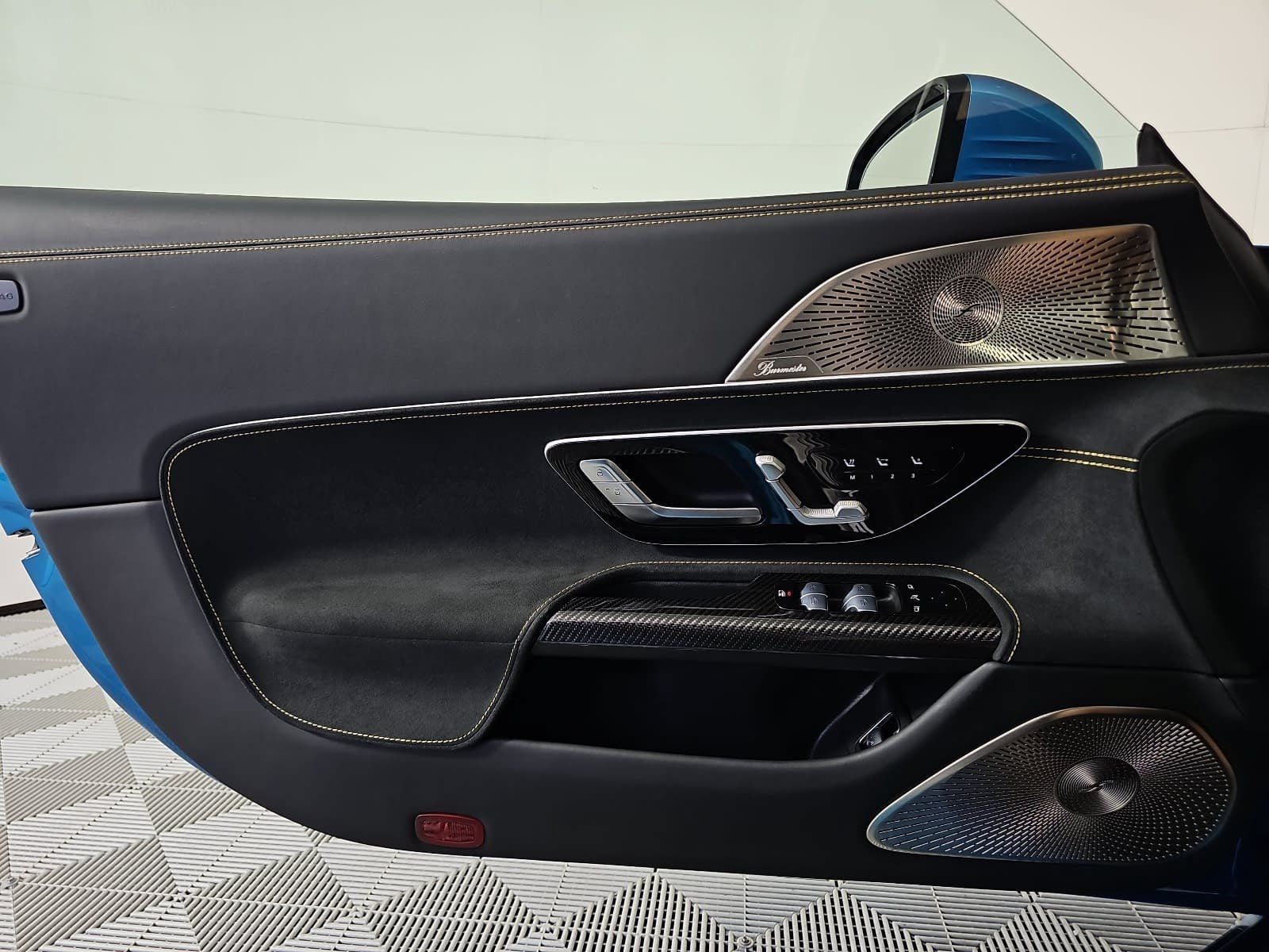 2025 Mercedes-Benz SL-Class SL 63 AMG® 4MATIC®