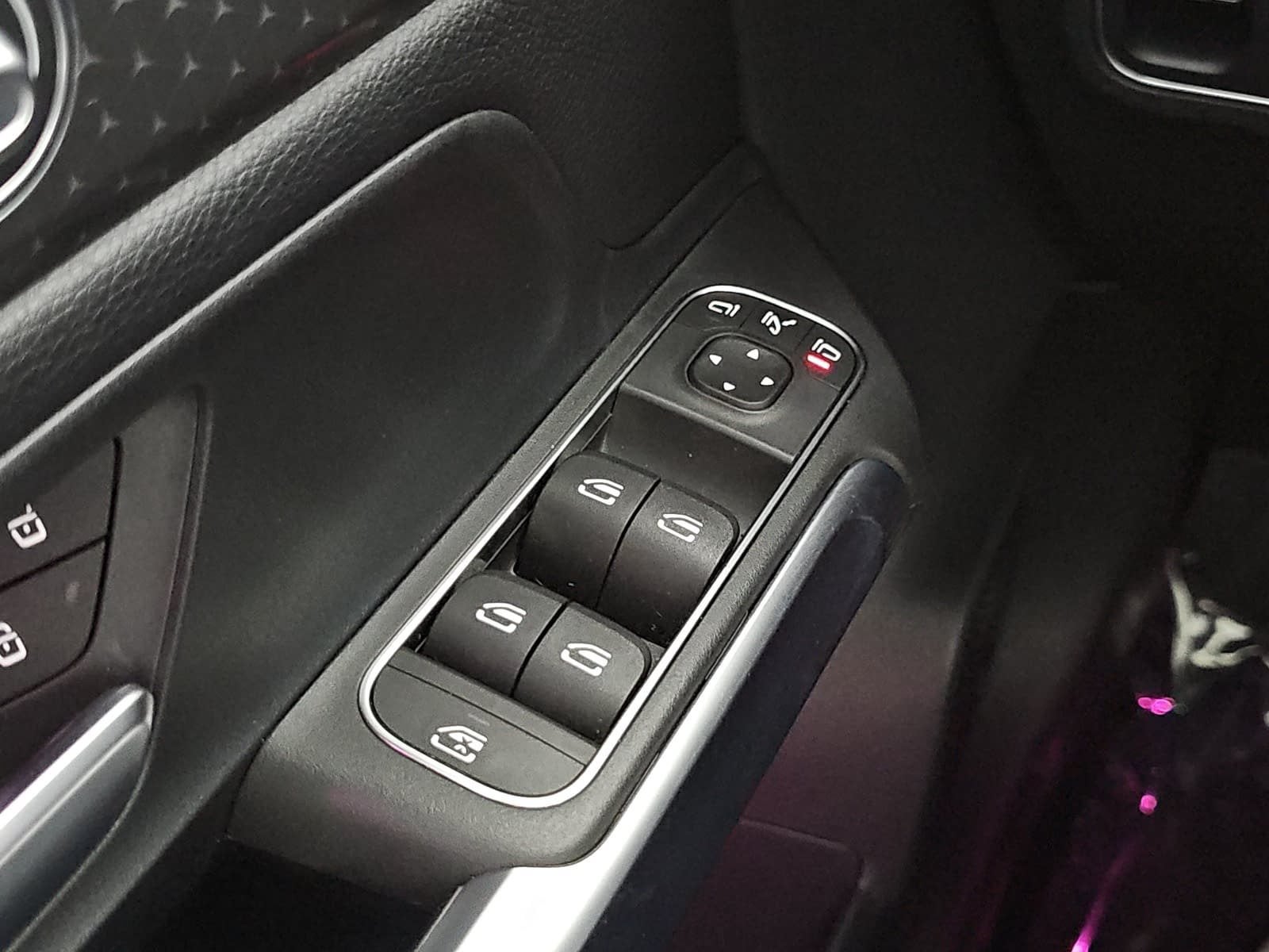 2024 Mercedes-Benz GLB GLB 250
