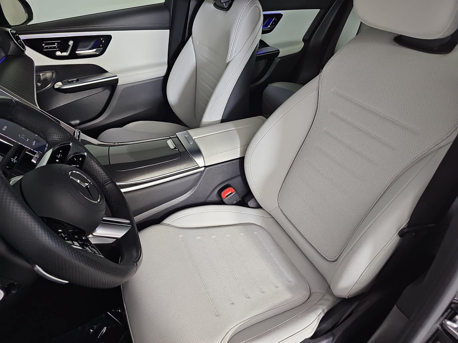 2024 Mercedes-Benz GLC GLC 300