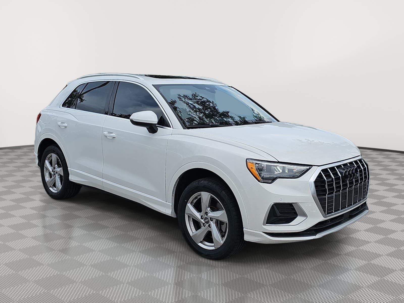 2020 Audi Q3 Premium quattro