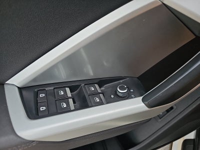 2020 Audi Q3 Premium quattro