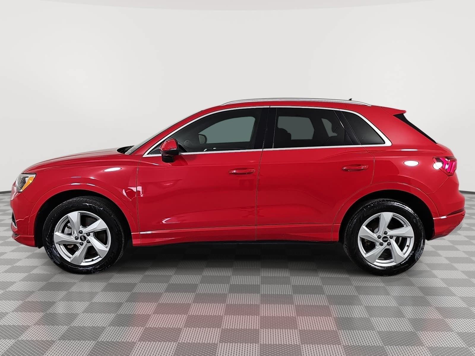2022 Audi Q3 Premium quattro