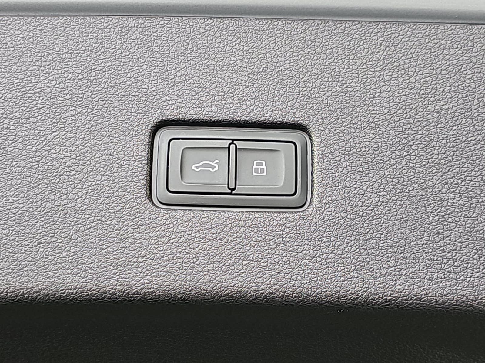 2021 Audi Q8 55 Premium quattro