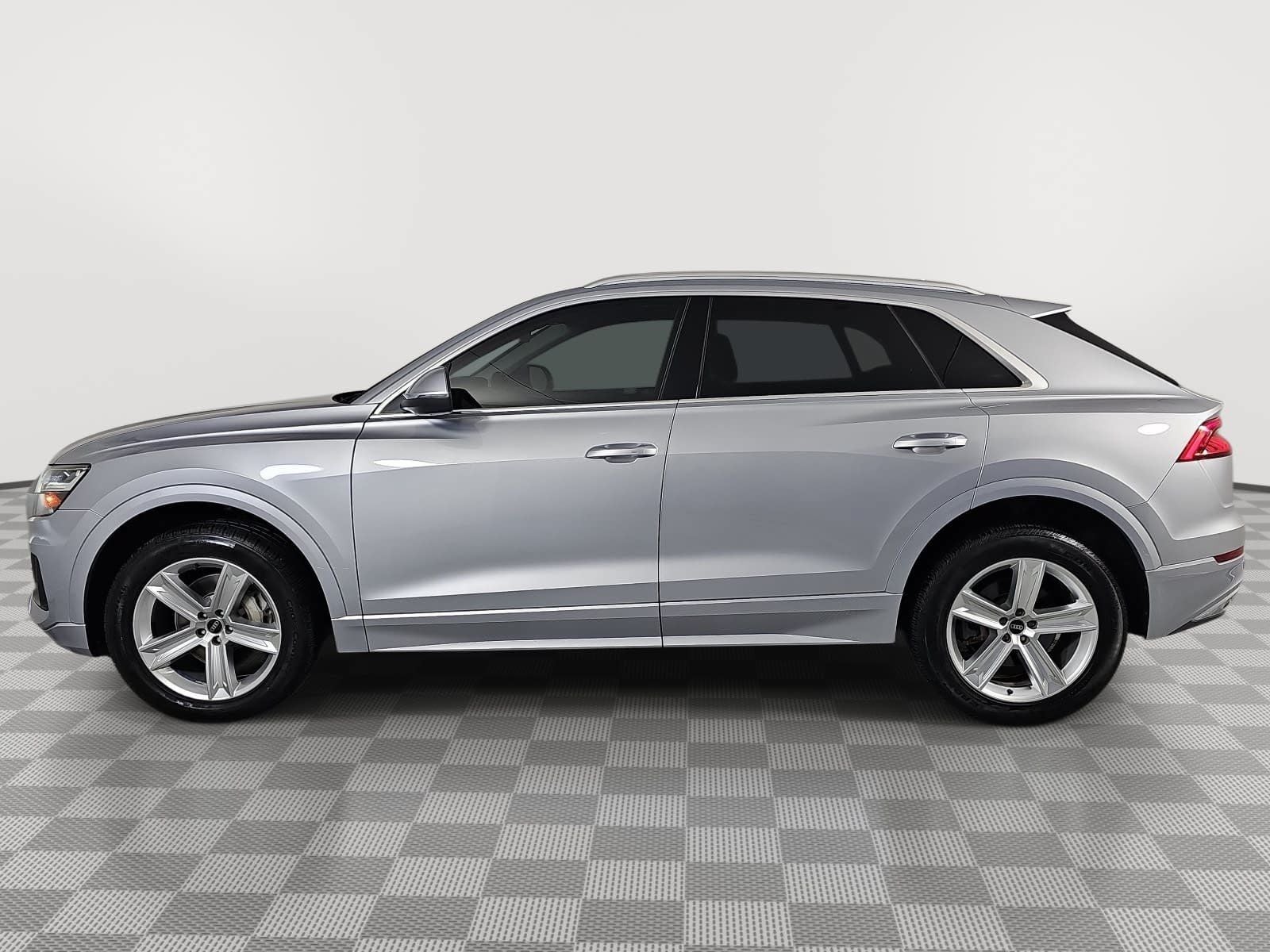 2021 Audi Q8 55 Premium quattro