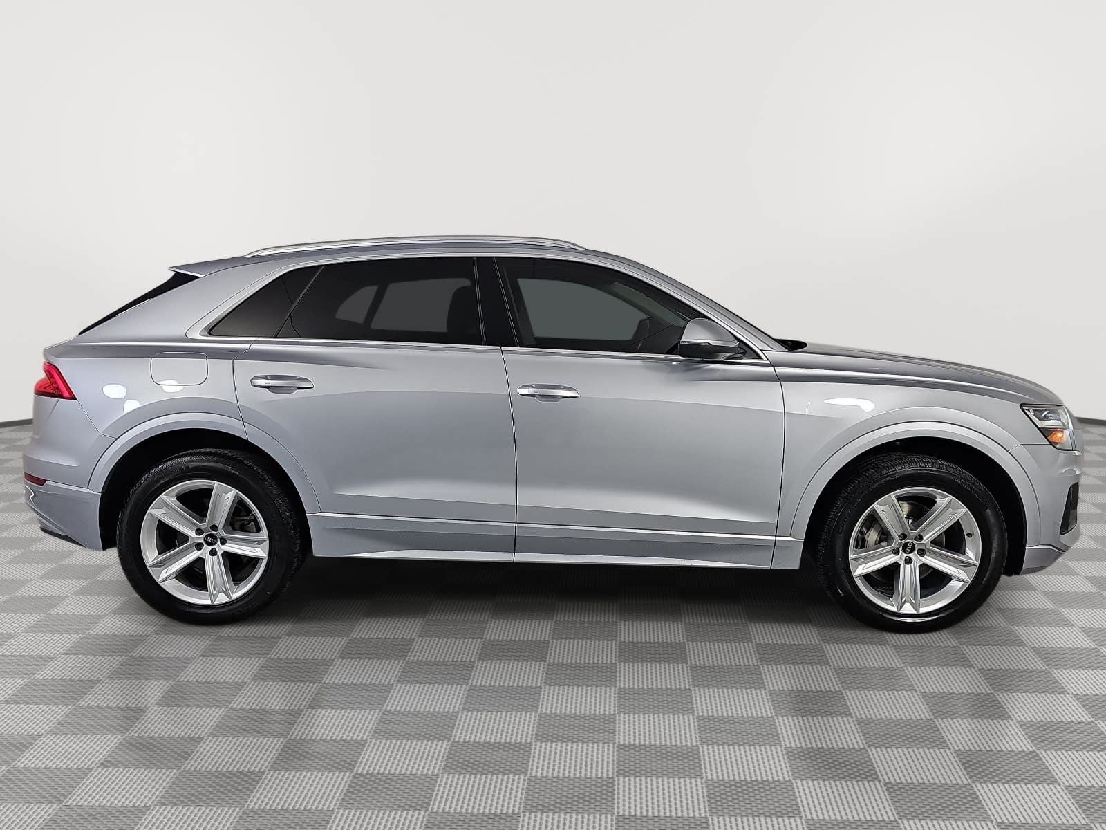 2021 Audi Q8 55 Premium quattro