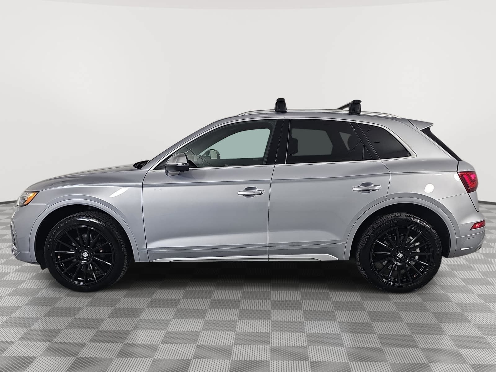 2023 Audi SQ5 Premium Plus quattro