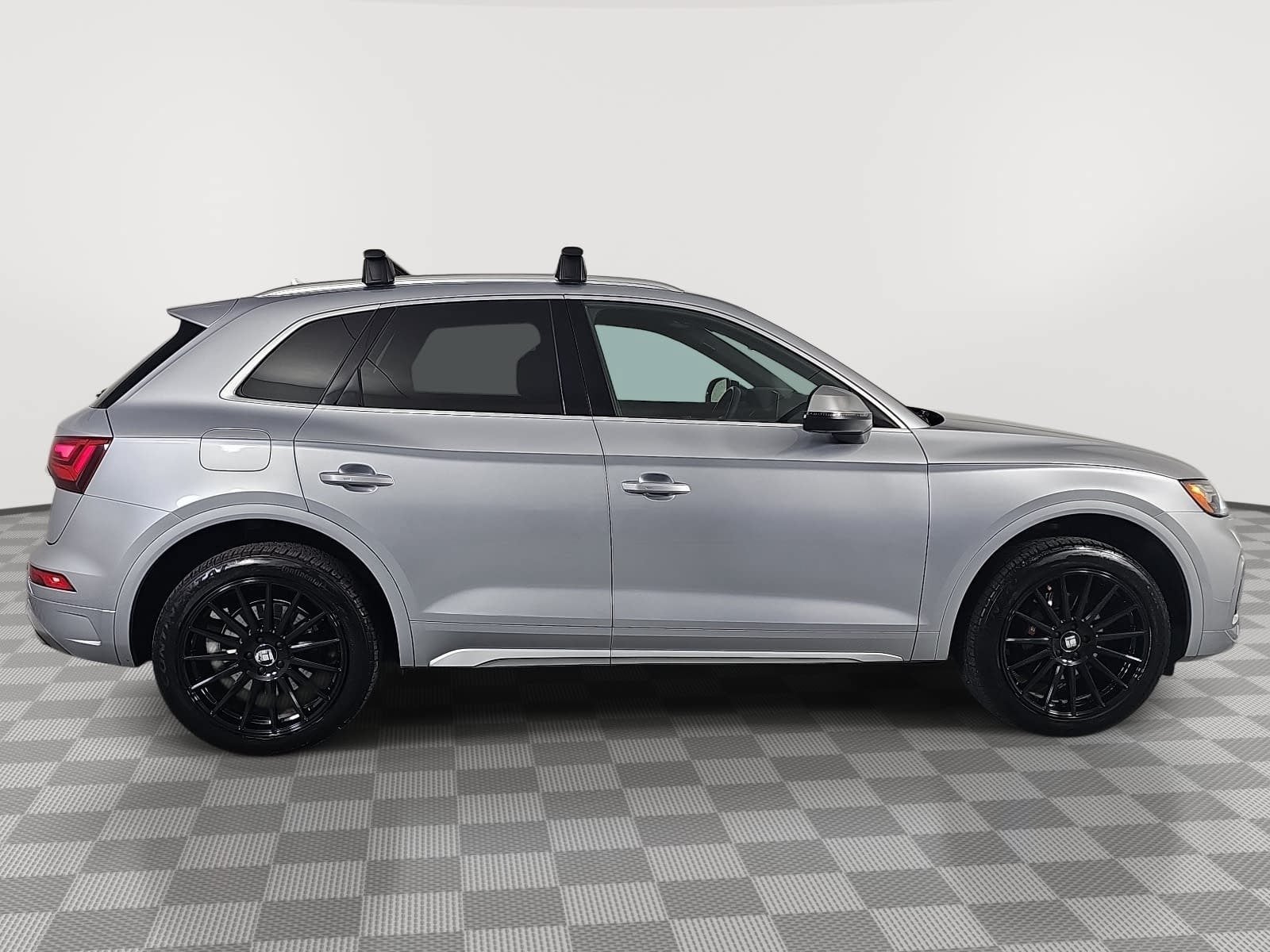 2023 Audi SQ5 Premium Plus quattro
