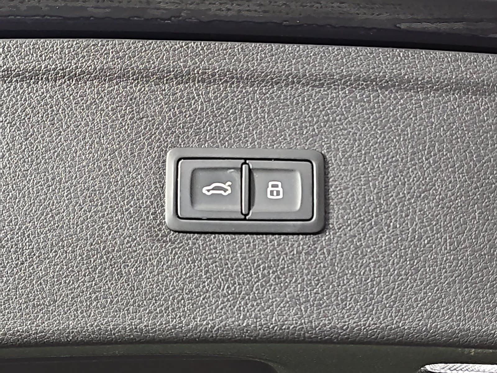 2018 Audi Q5 2.0T Premium Plus quattro