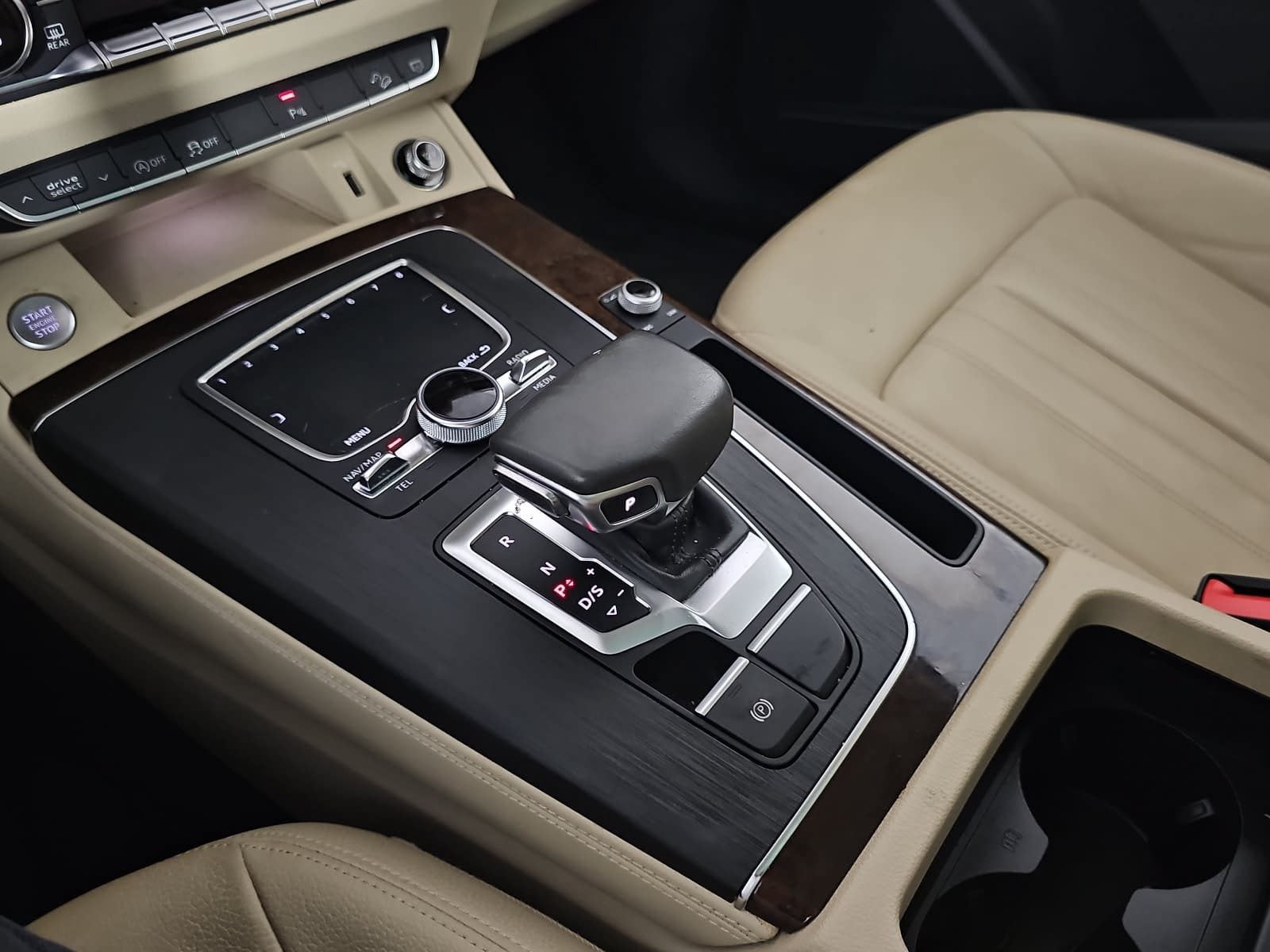 2020 Audi Q5 45 Premium Plus quattro