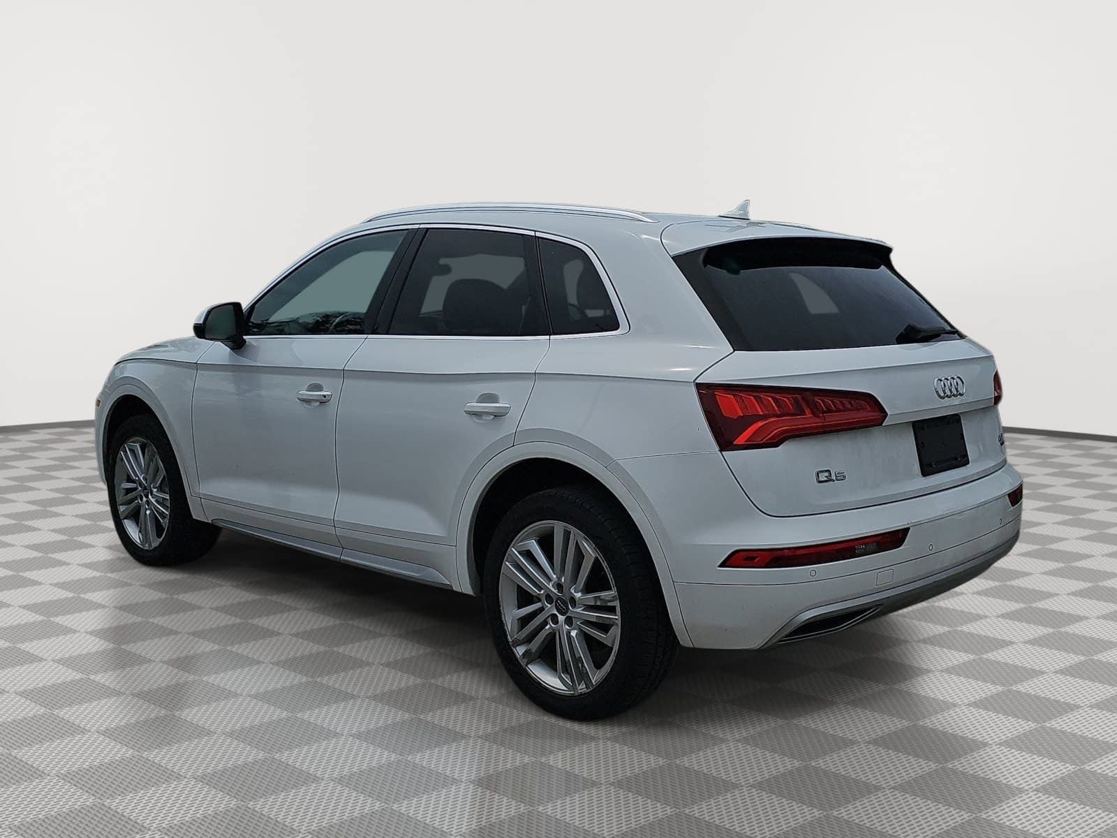 2018 Audi Q5 2.0T Premium Plus quattro
