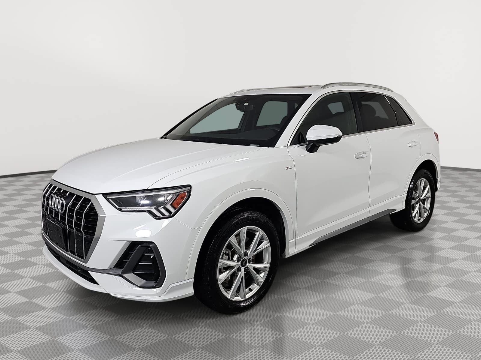 2024 Audi Q3 Premium S Line quattro