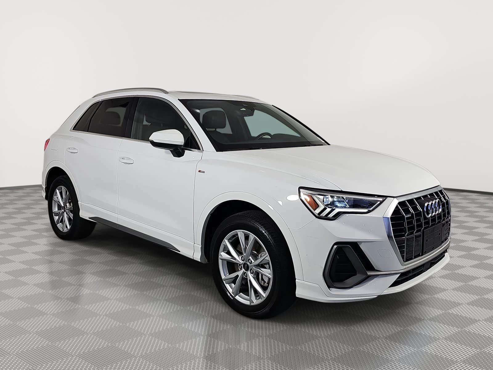 2023 Audi Q3 Premium S Line quattro
