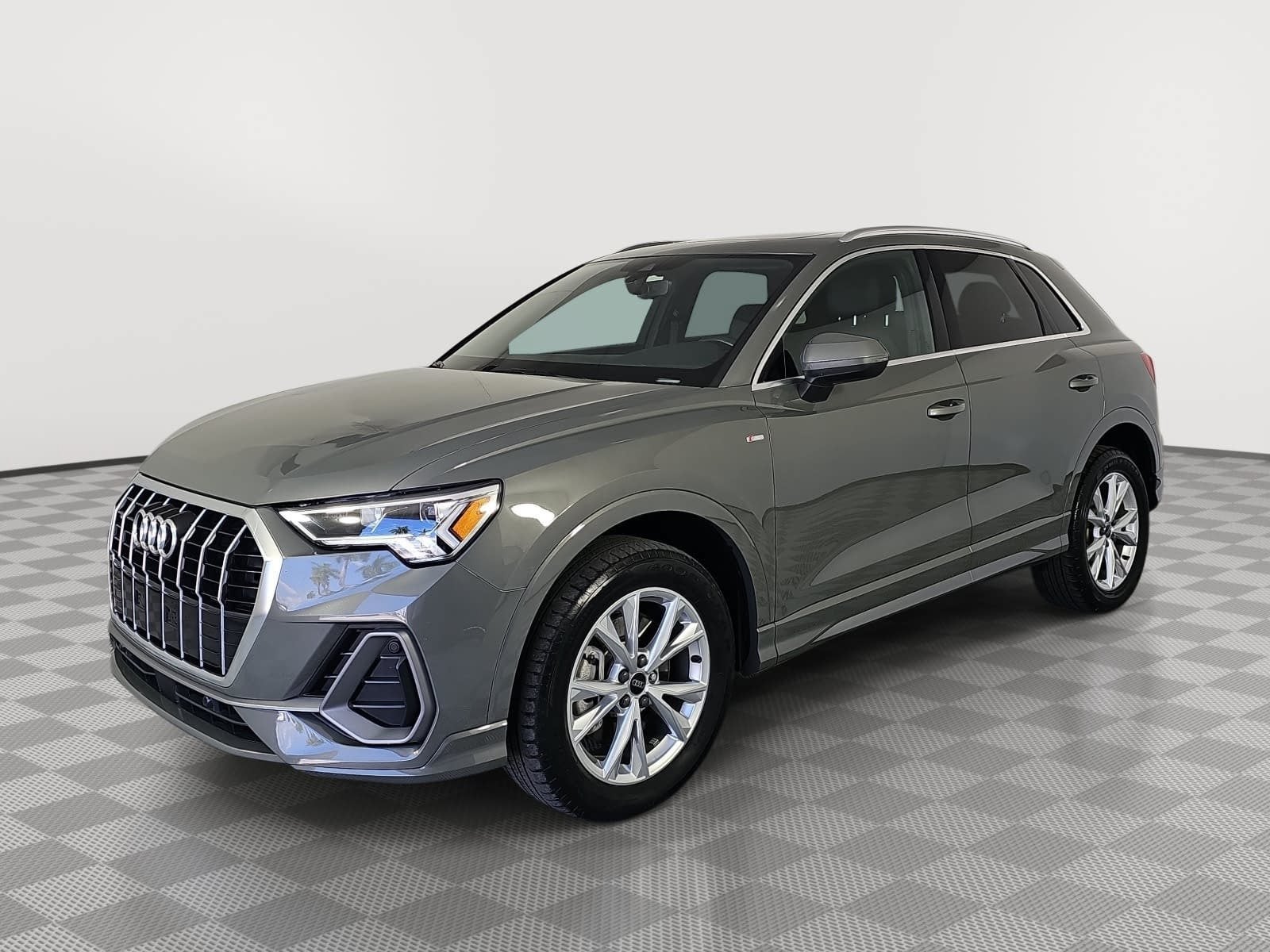 2024 Audi Q3 Premium S Line quattro