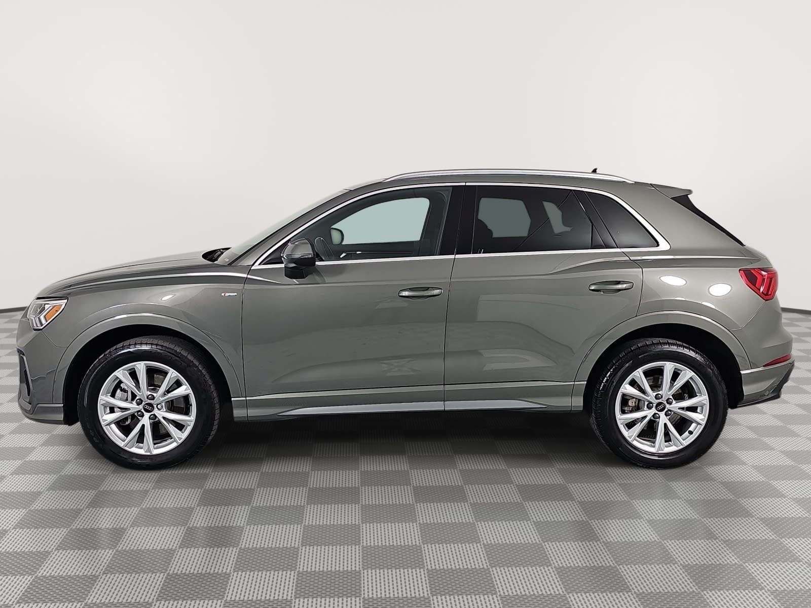 2024 Audi Q3 Premium S Line quattro