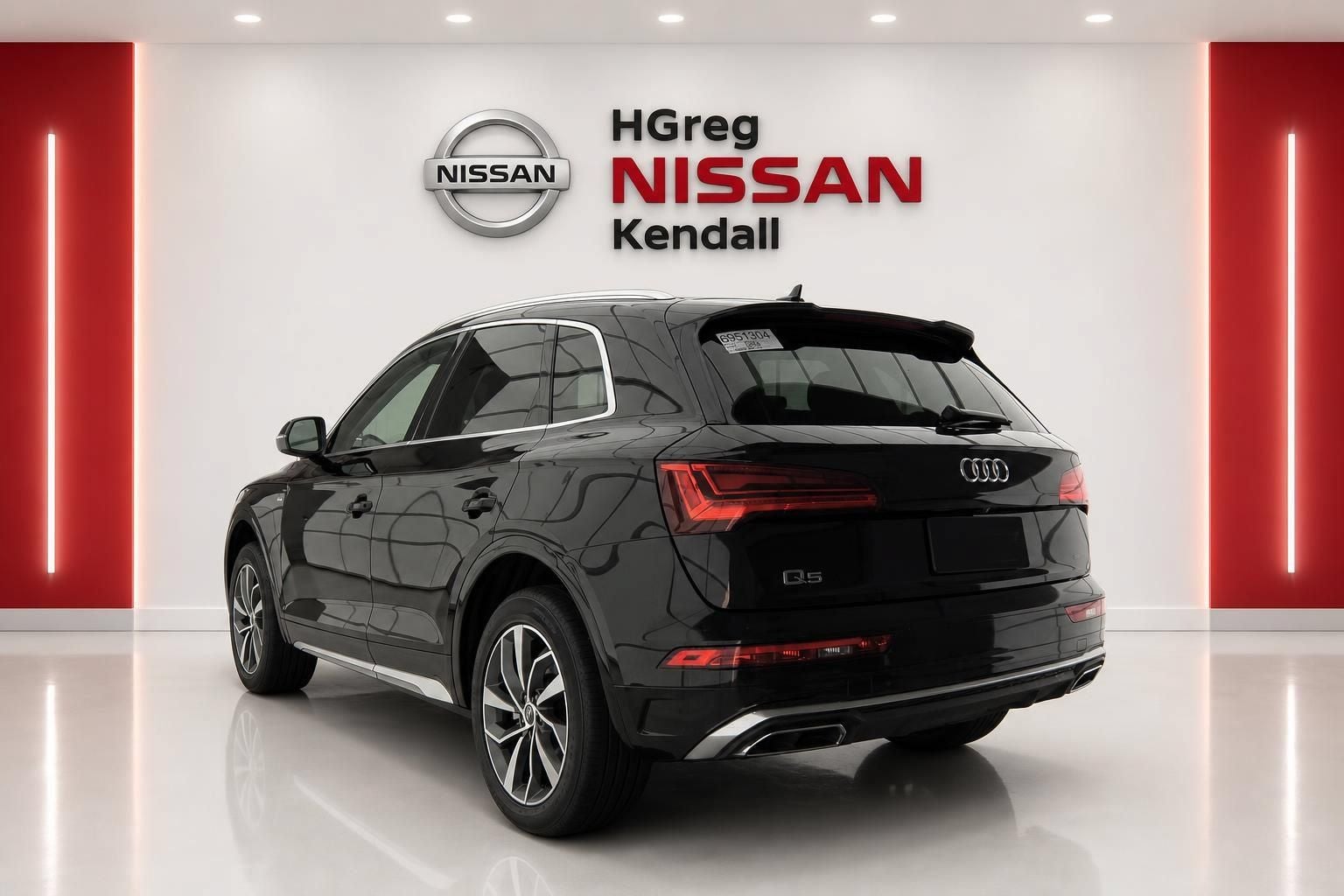 2023 Audi Q5 45 S line Premium quattro
