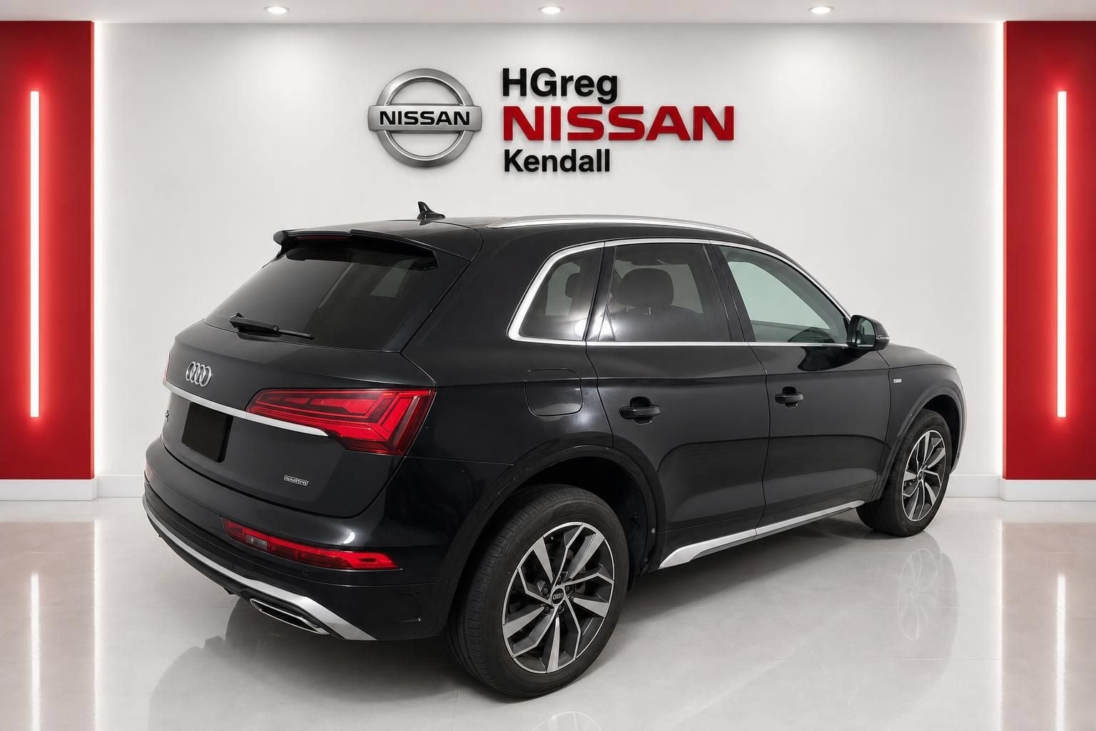 2023 Audi Q5 45 S line Premium quattro