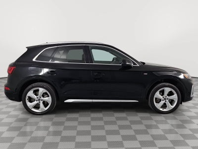 2023 Audi Q5 45 S line Premium quattro