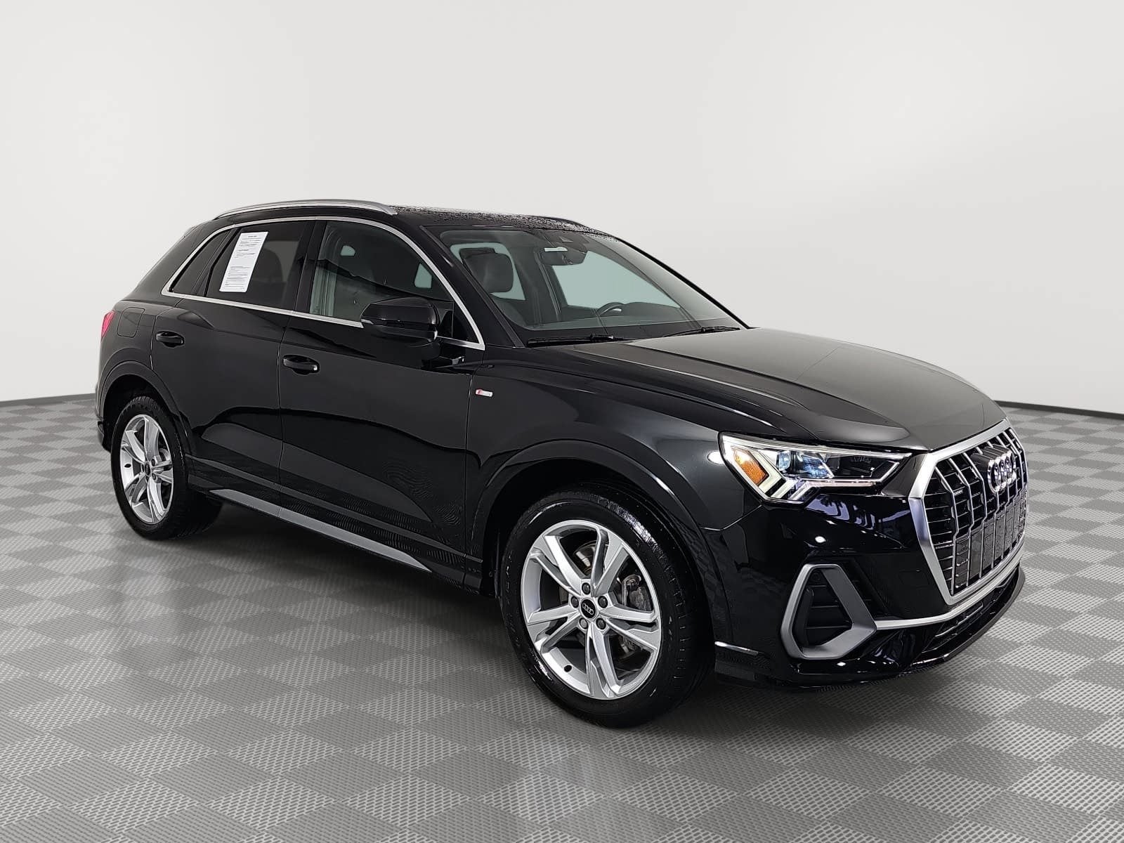 2023 Audi Q3 Premium Plus S Line quattro