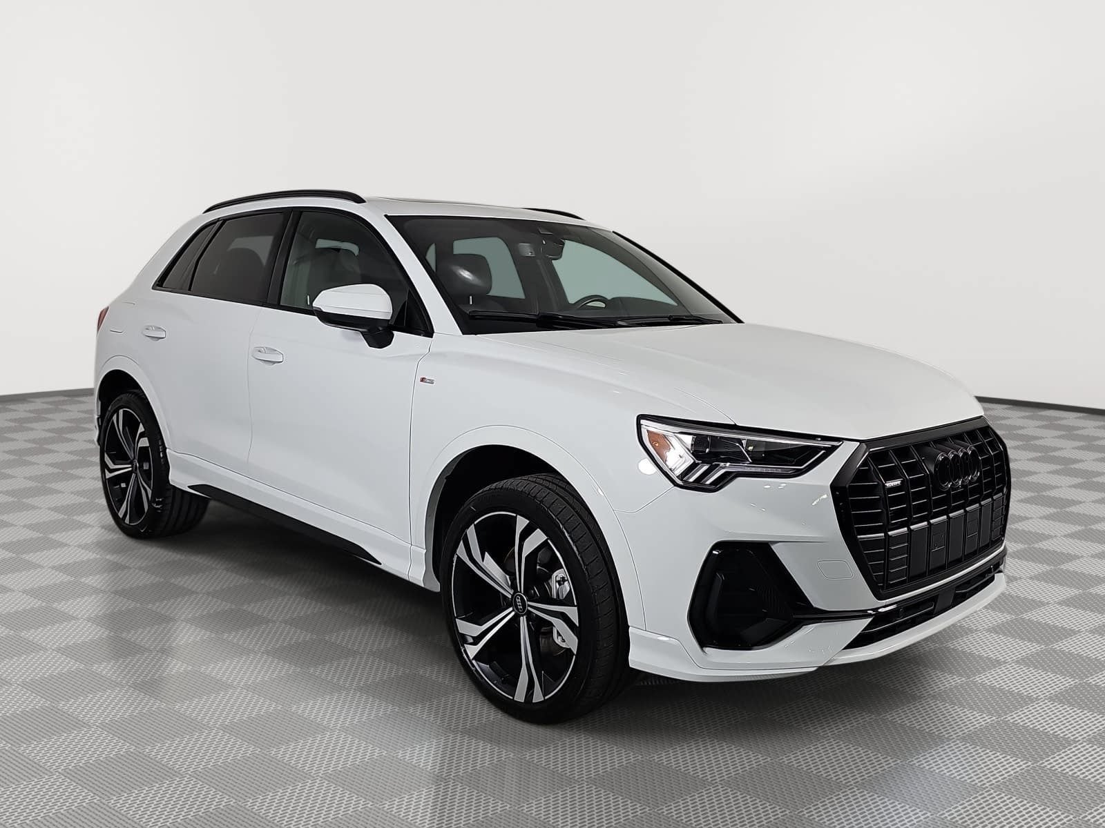2024 Audi Q3 Premium Plus S Line quattro