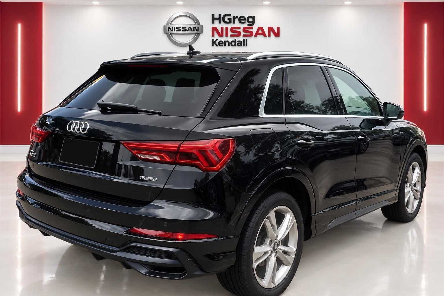 2020 Audi Q3 Prestige S line quattro