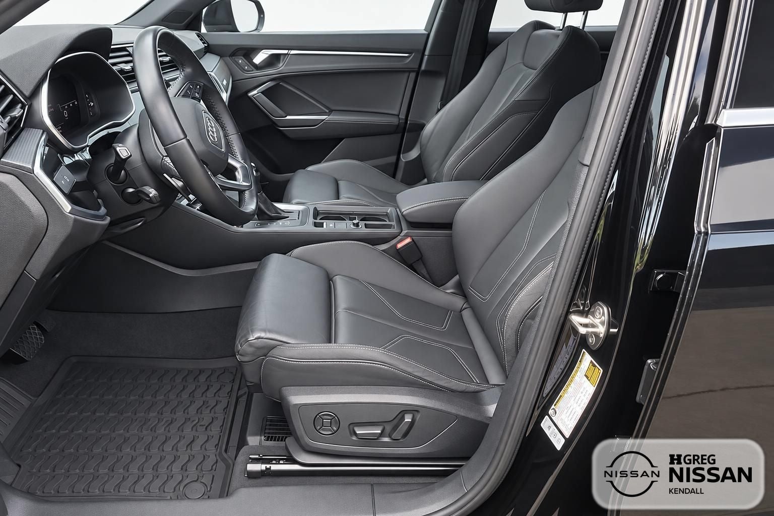 2020 Audi Q3 Prestige S line quattro