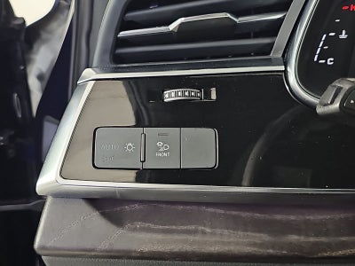 2023 Audi Q7 45 Premium Plus quattro