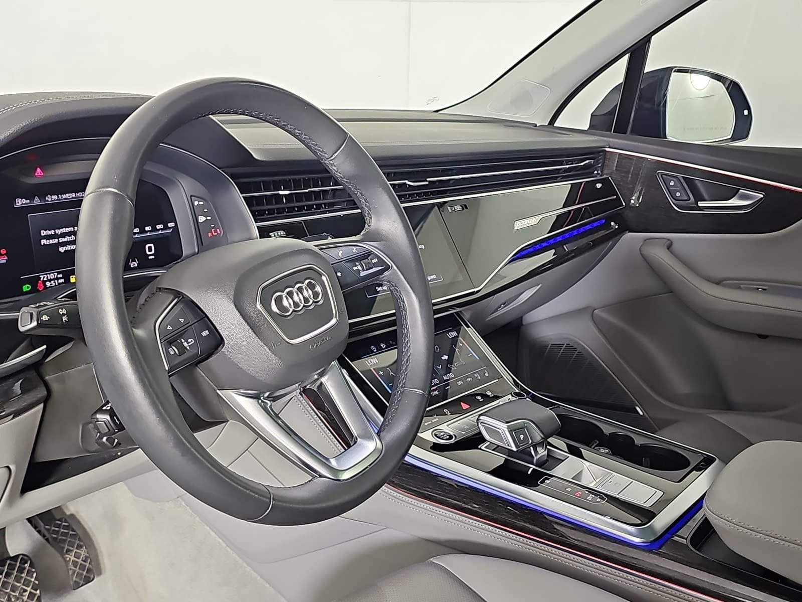 2023 Audi Q7 55 Prestige quattro