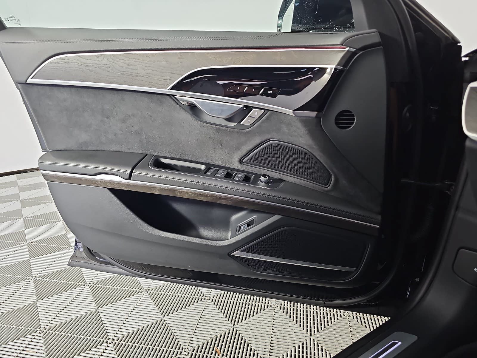2023 Audi A8 L 55 quattro