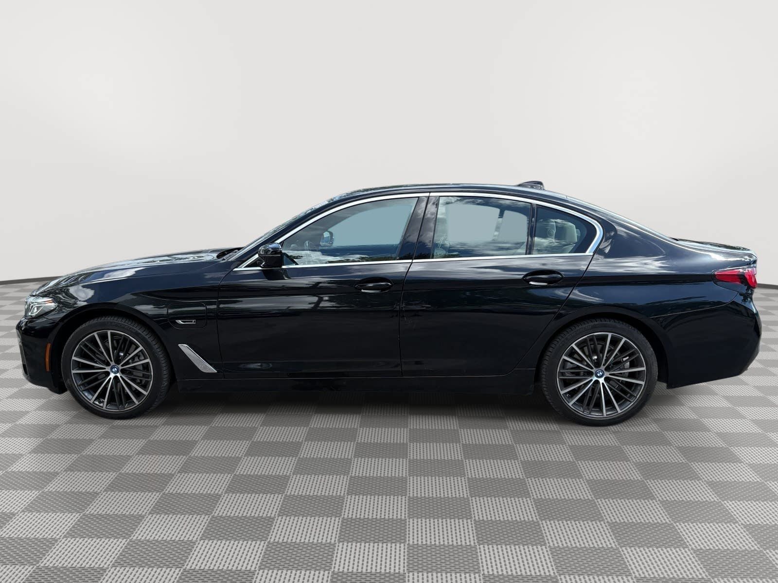 2023 BMW 5 Series 530e iPerformance