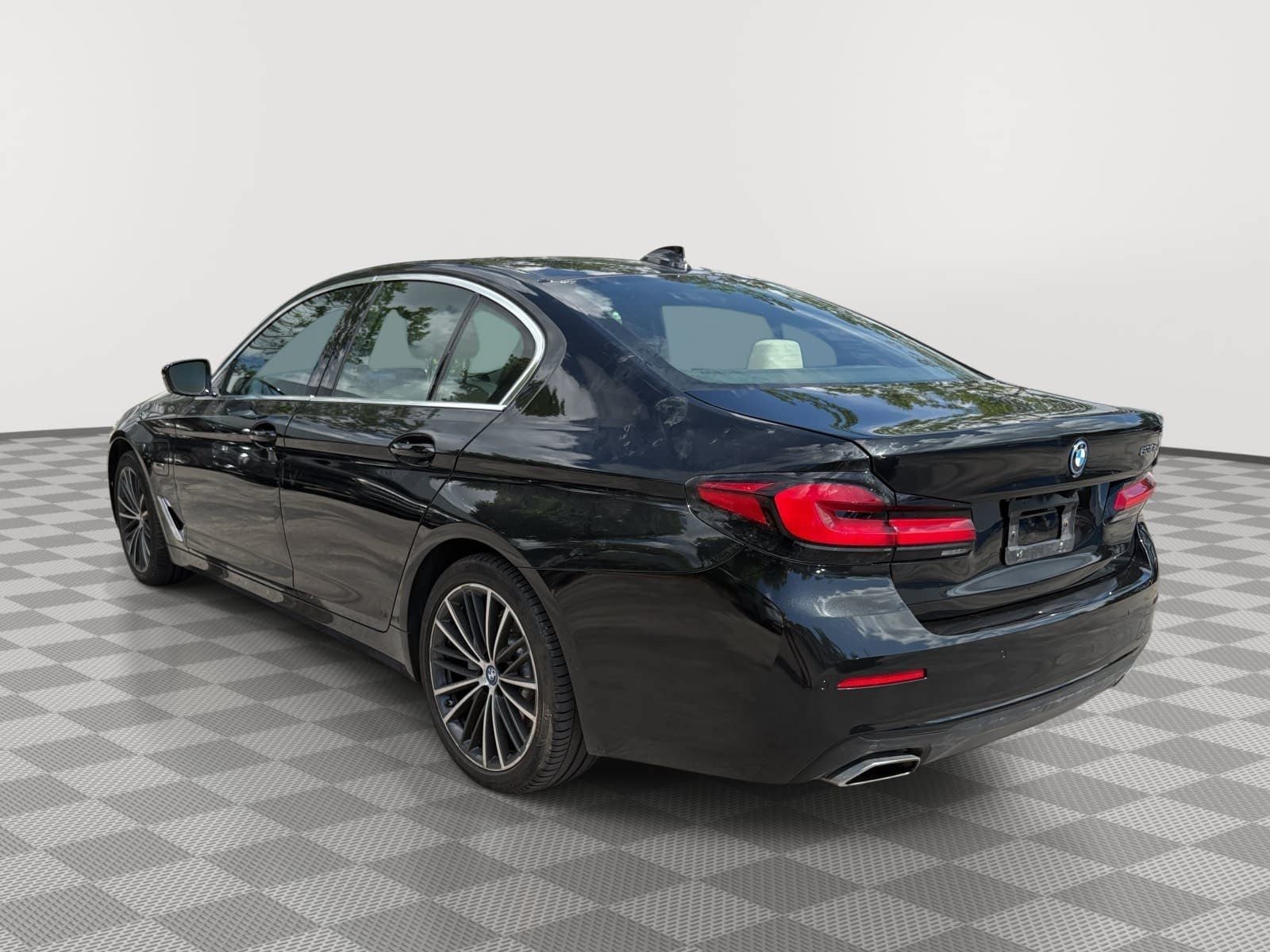 2023 BMW 5 Series 530e iPerformance