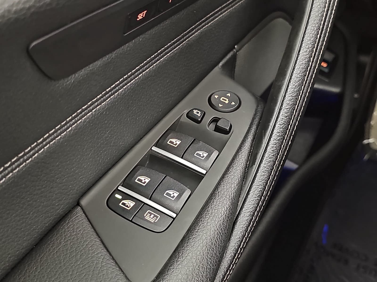 2023 BMW 5 Series M550i xDrive