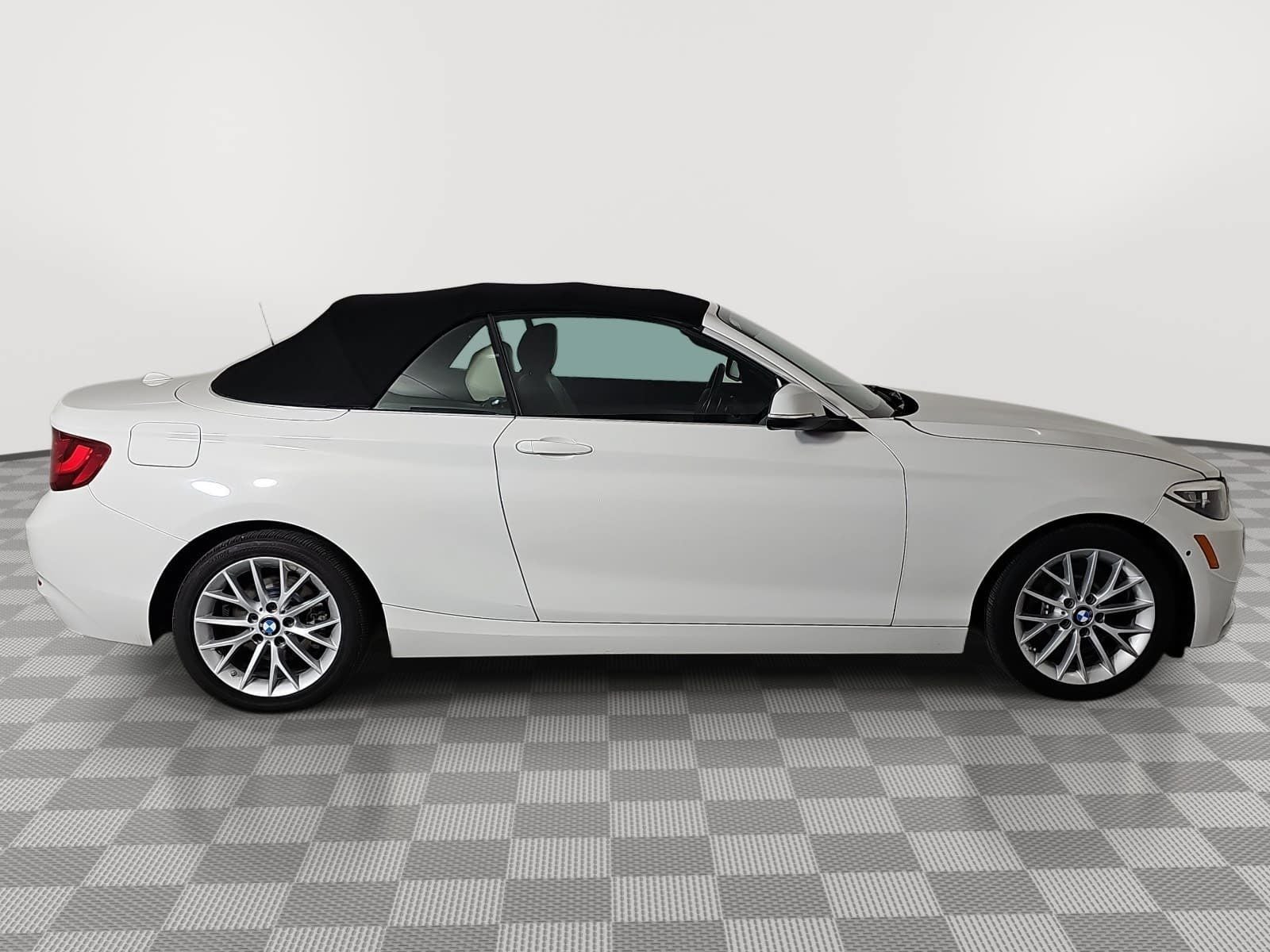 2017 BMW 2 Series 230i
