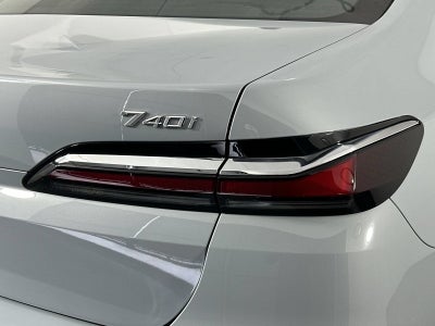 2025 BMW 7 Series 740i xDrive