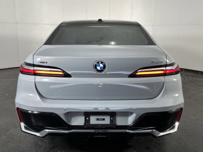 2025 BMW 7 Series 740i xDrive