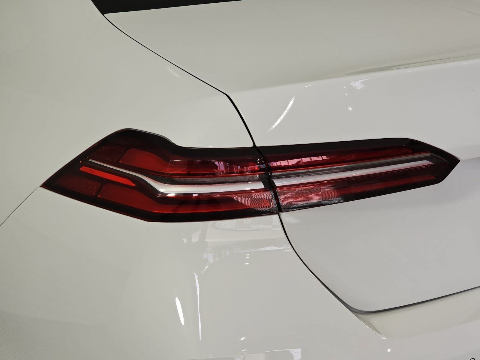 2026 BMW 5 Series 530i