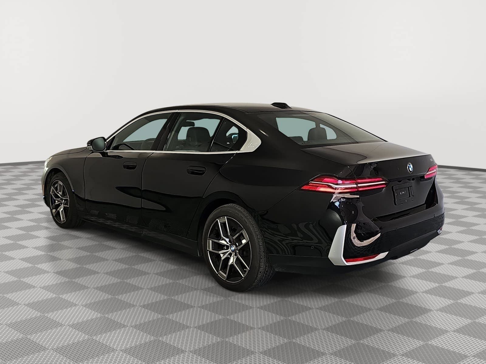 2026 BMW 5 Series 530i
