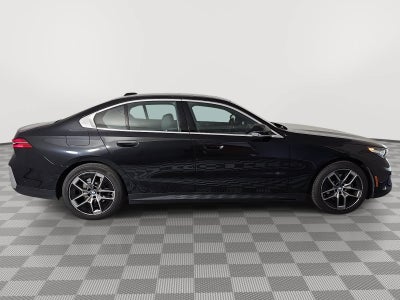 2026 BMW 5 Series 530i